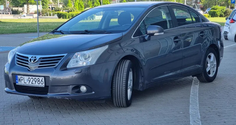 gąbin Toyota Avensis cena 30500 przebieg: 210000, rok produkcji 2010 z Gąbin